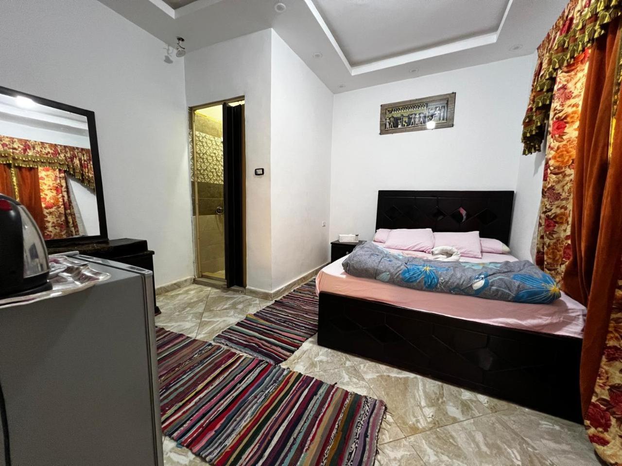 Bed and Breakfast Jana Pyramids View In 3 Kafret el-Gabal Exterior foto
